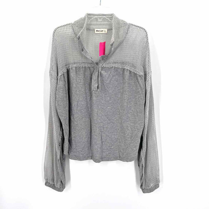 Size L Gray Shirt