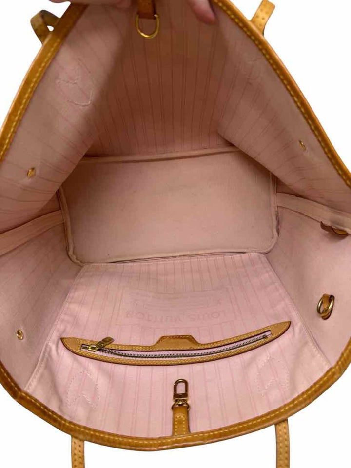 Louis Vuitton Luxury - Purse