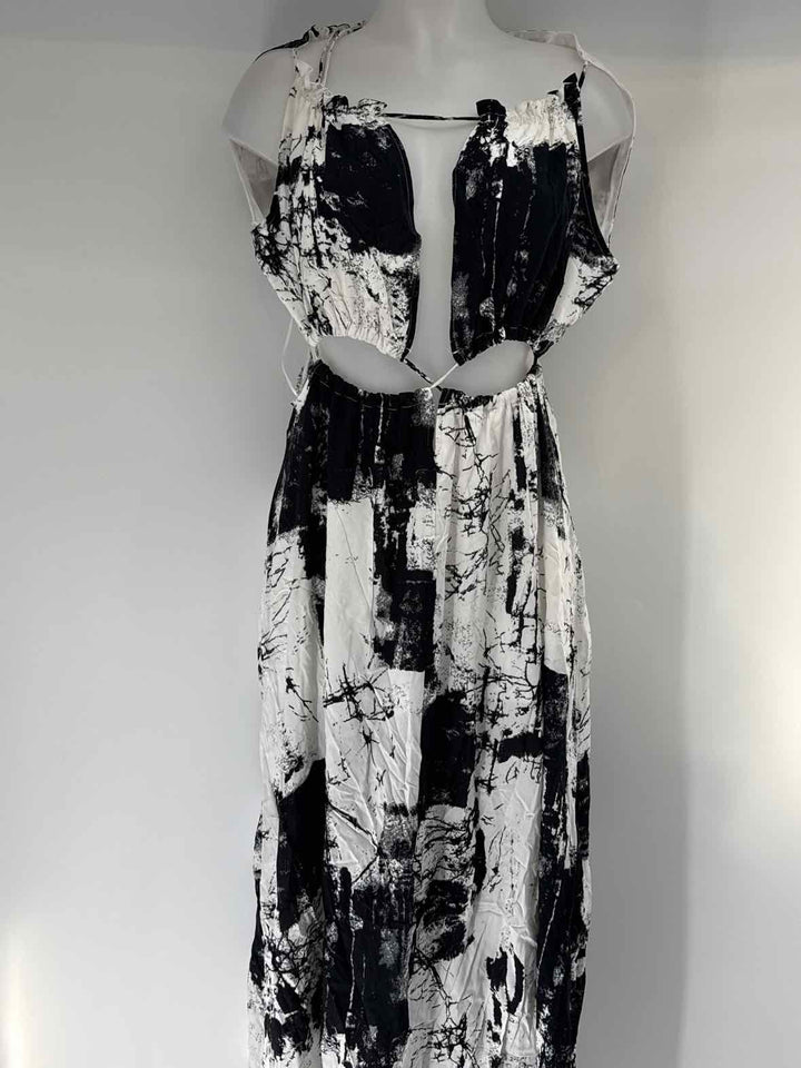 Size M Black Dress