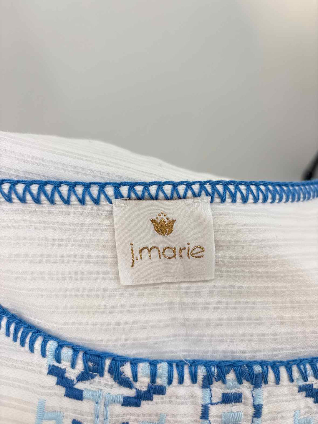 Size S J MARIE White Print Coverup