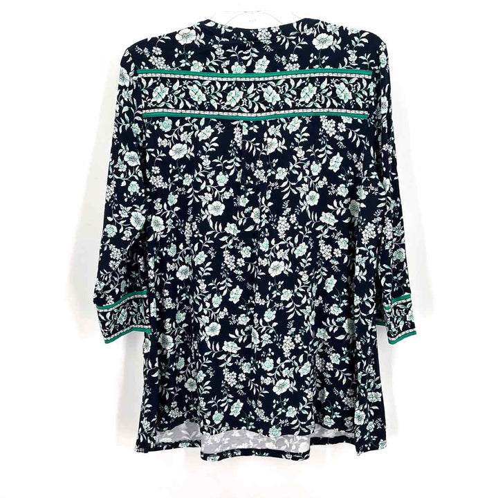 Size L J JILL Navy Knit Shirt