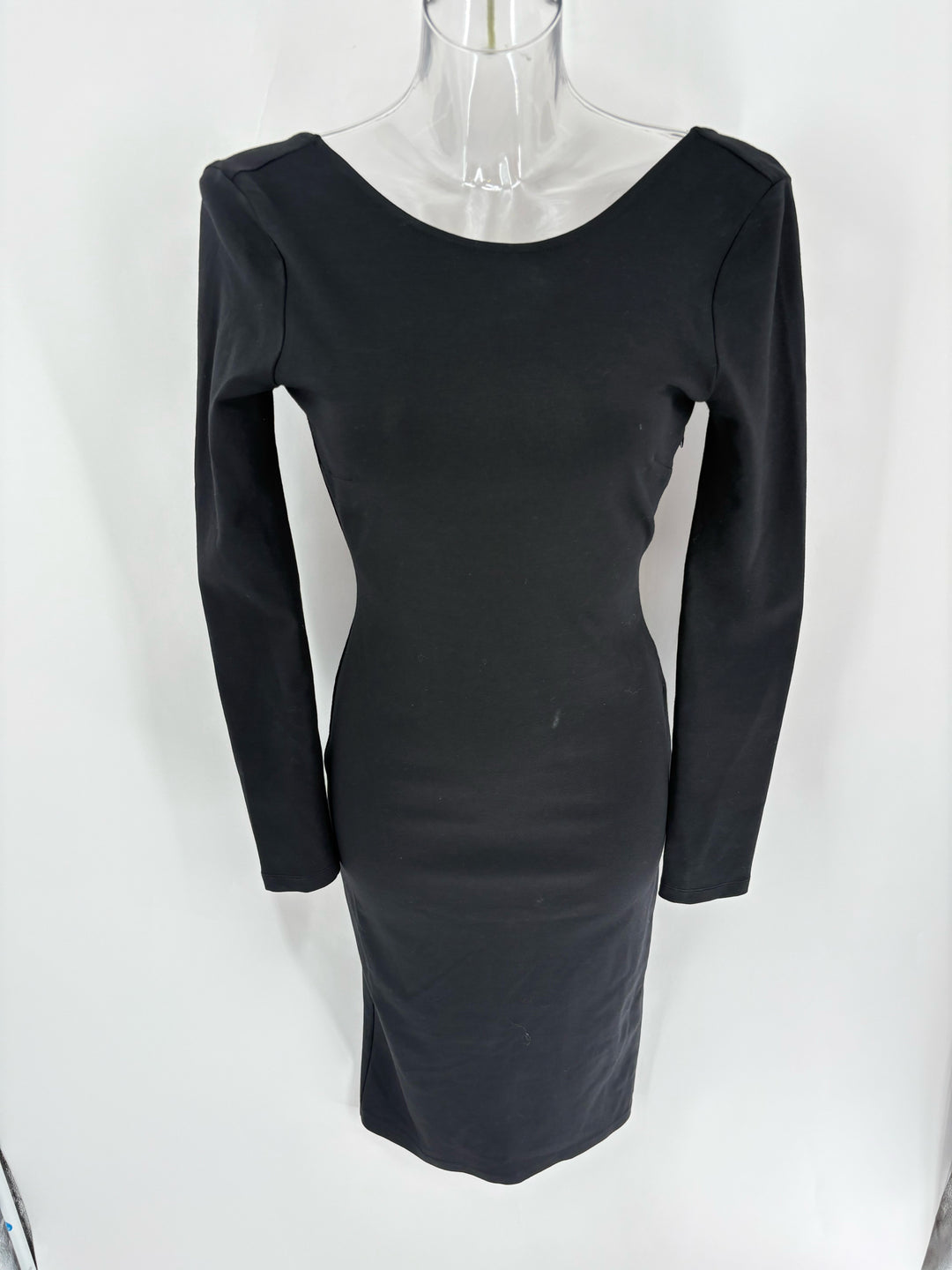 Size M LULUS Black Dress