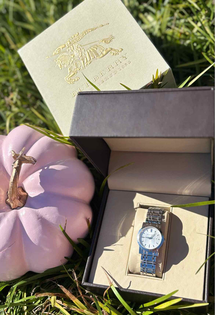Burberry Luxury - WATCH