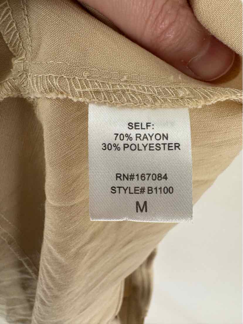 Size M POMANDER PLACE Tan Shirt