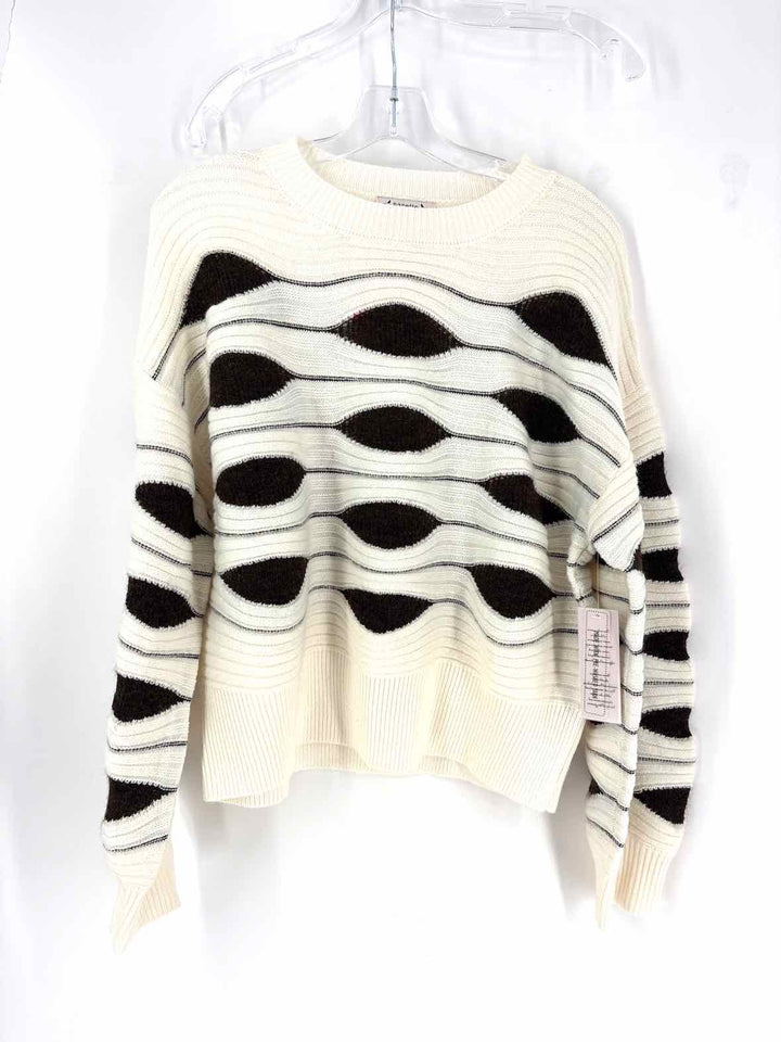 Size L NANETTE LEPORE Cream Sweater