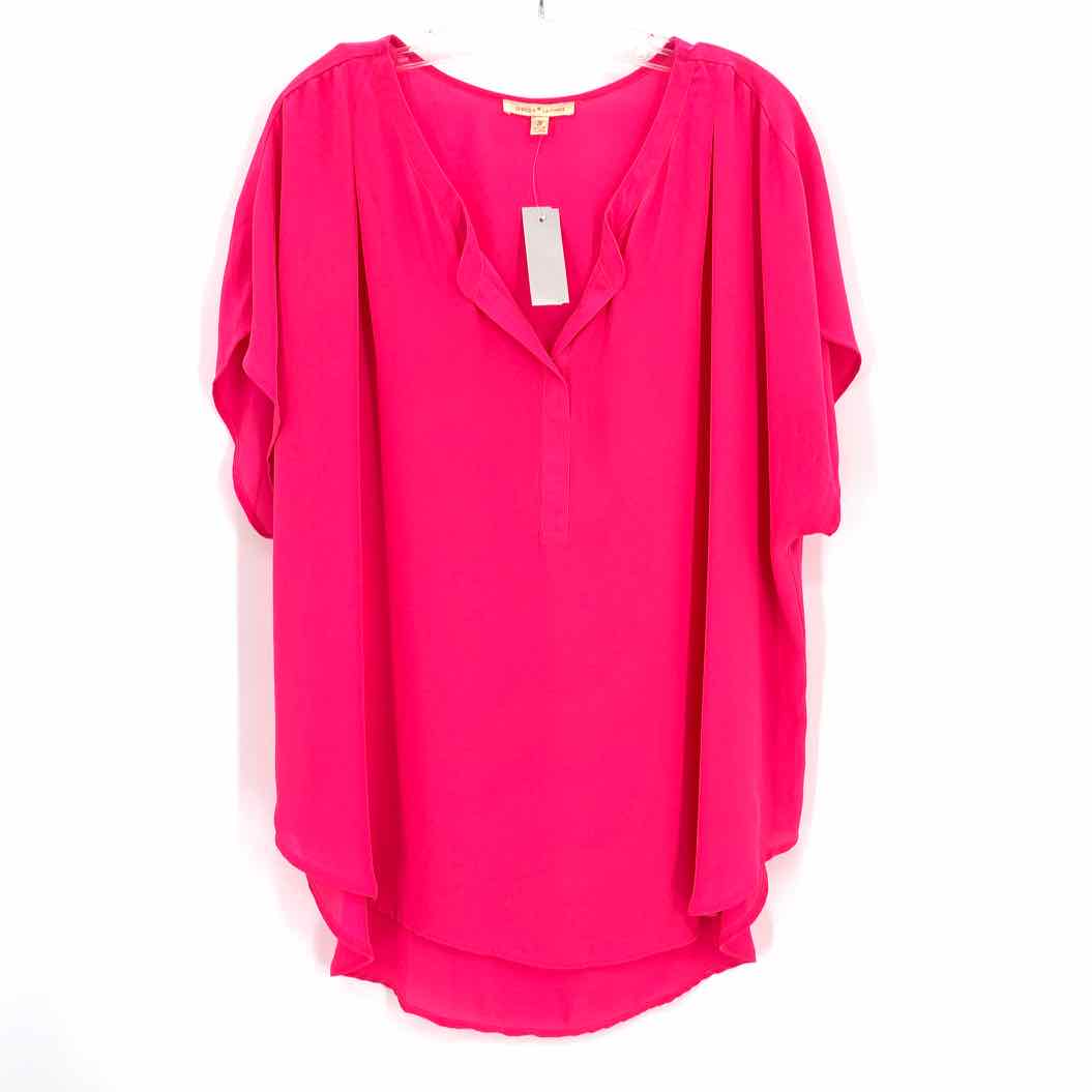 Size 2X Pink Shirt