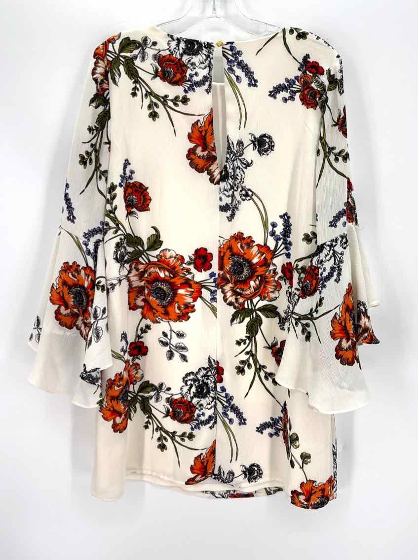 Size M CITY TRIANGLE Cream Dress
