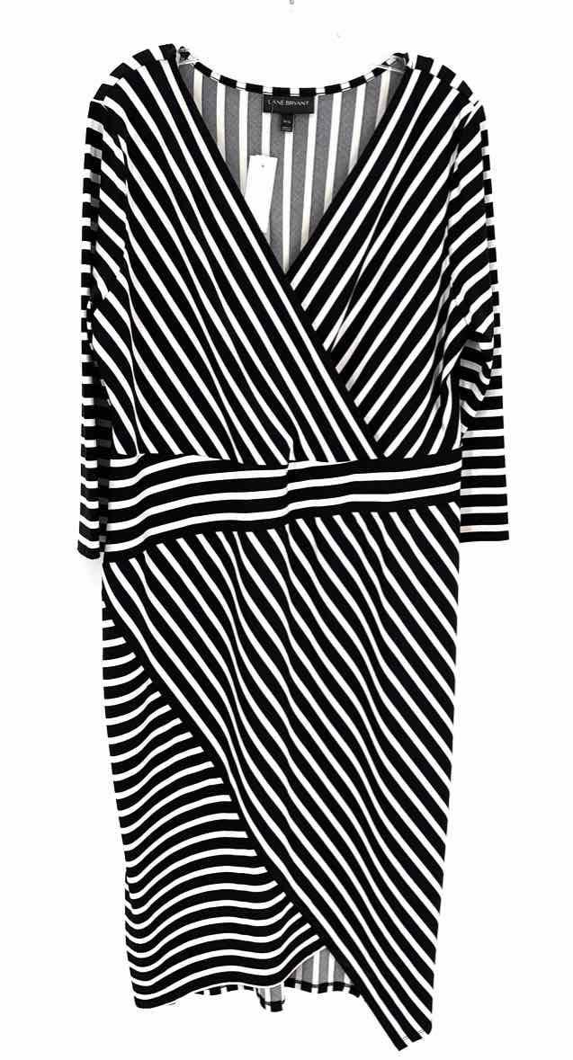 Size 14/16 LANE BRYANT Black Dress