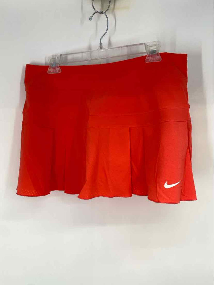 Size L Nike Coral Skirt