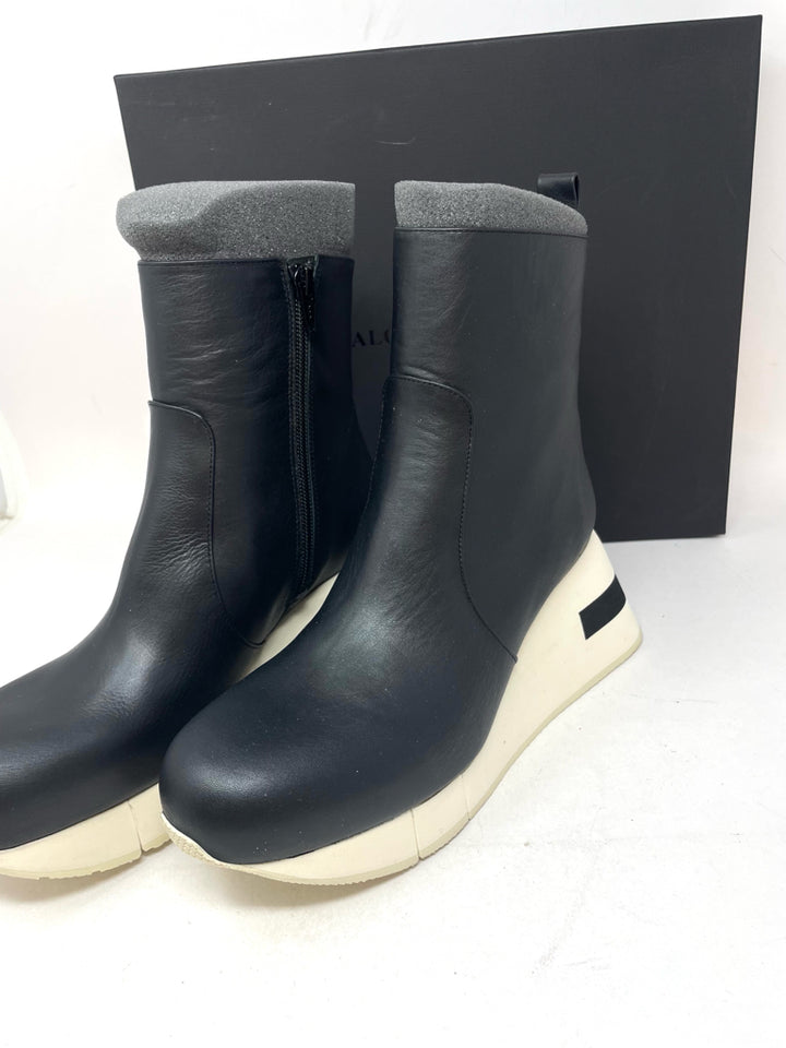 Shoe Size 39 Black Leather Boots