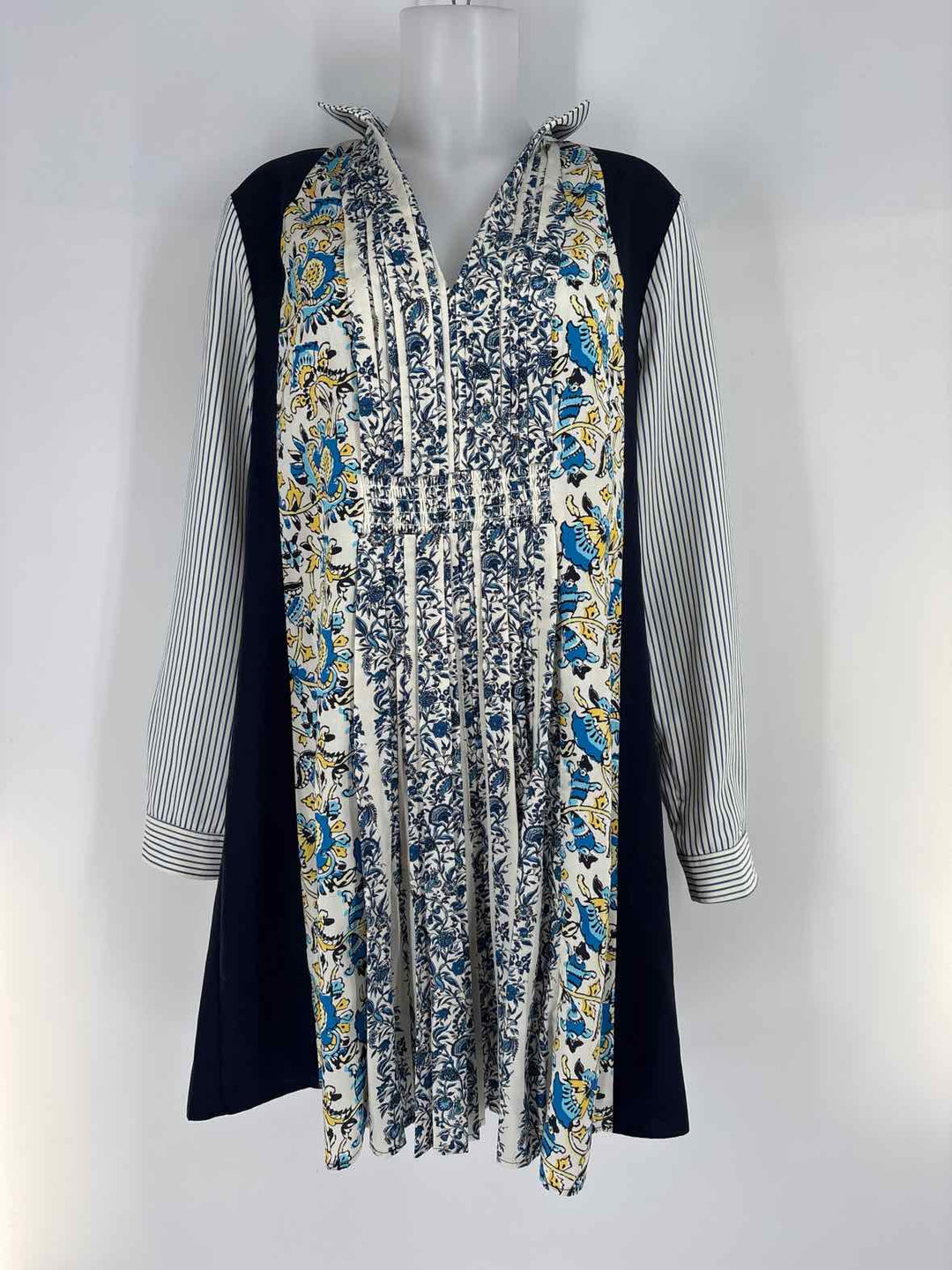 Size L TUCKERNUCK Navy Print Dress