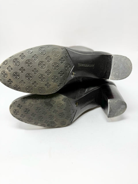 Shoe Size 7.5 Brown Boots