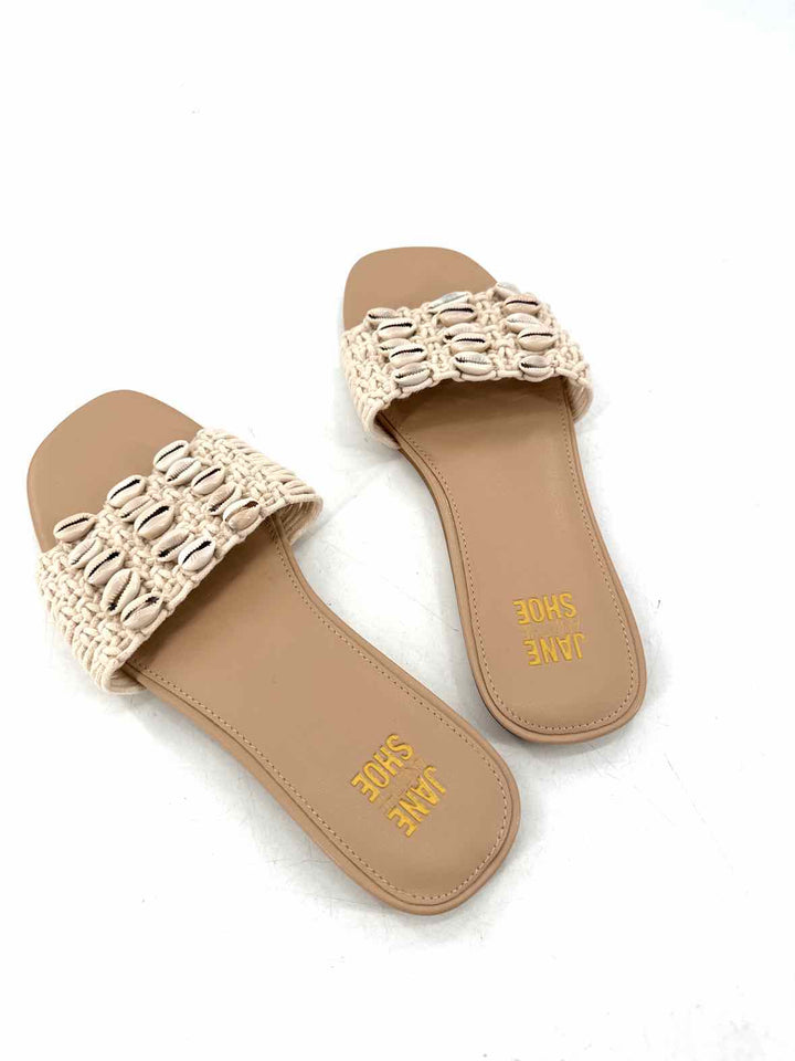 Shoe Size 8.5 Tan Sandals