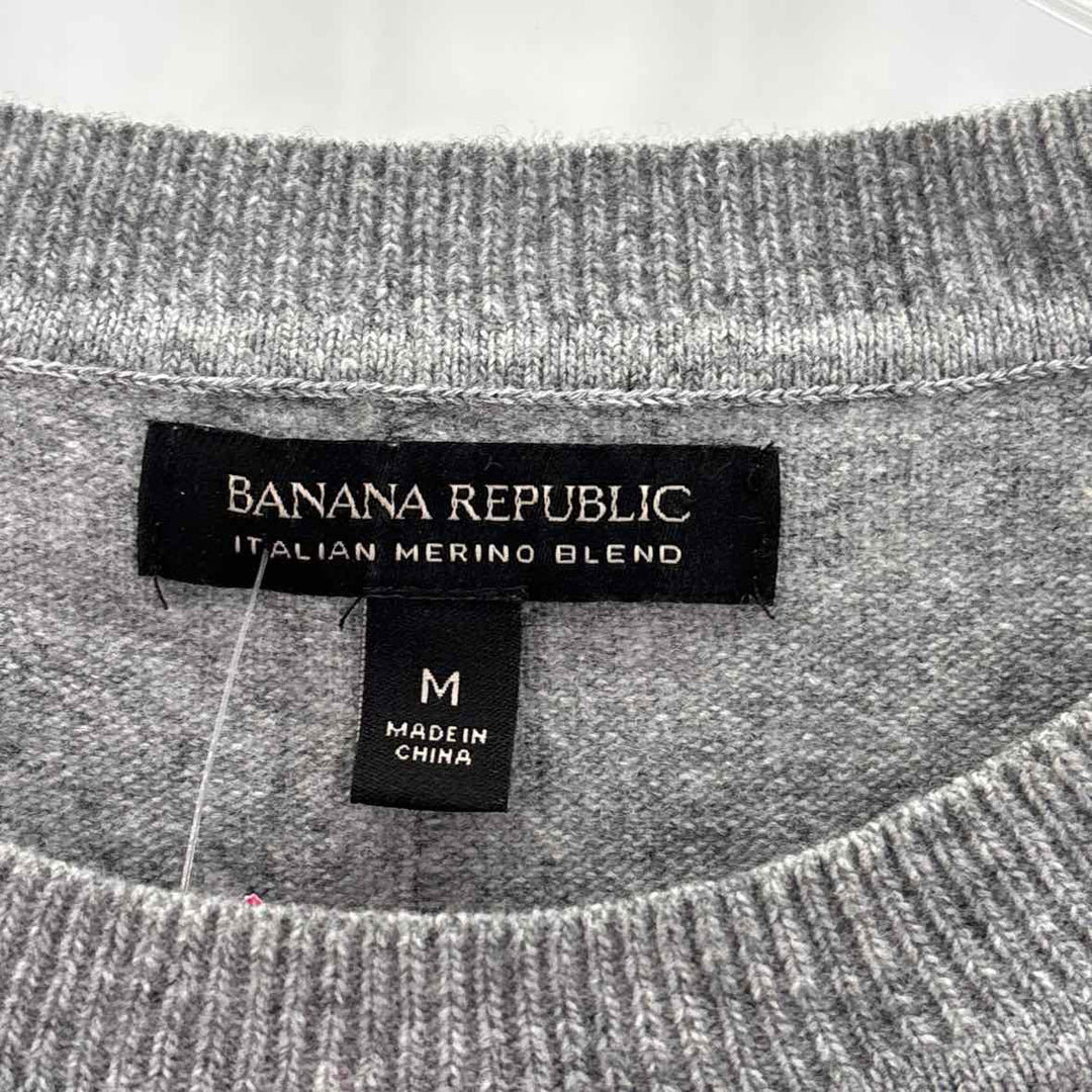 Size M Banana Republic Gray Sweater