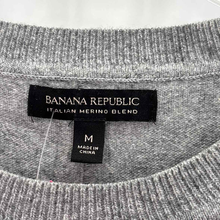 Size M Banana Republic Gray Sweater