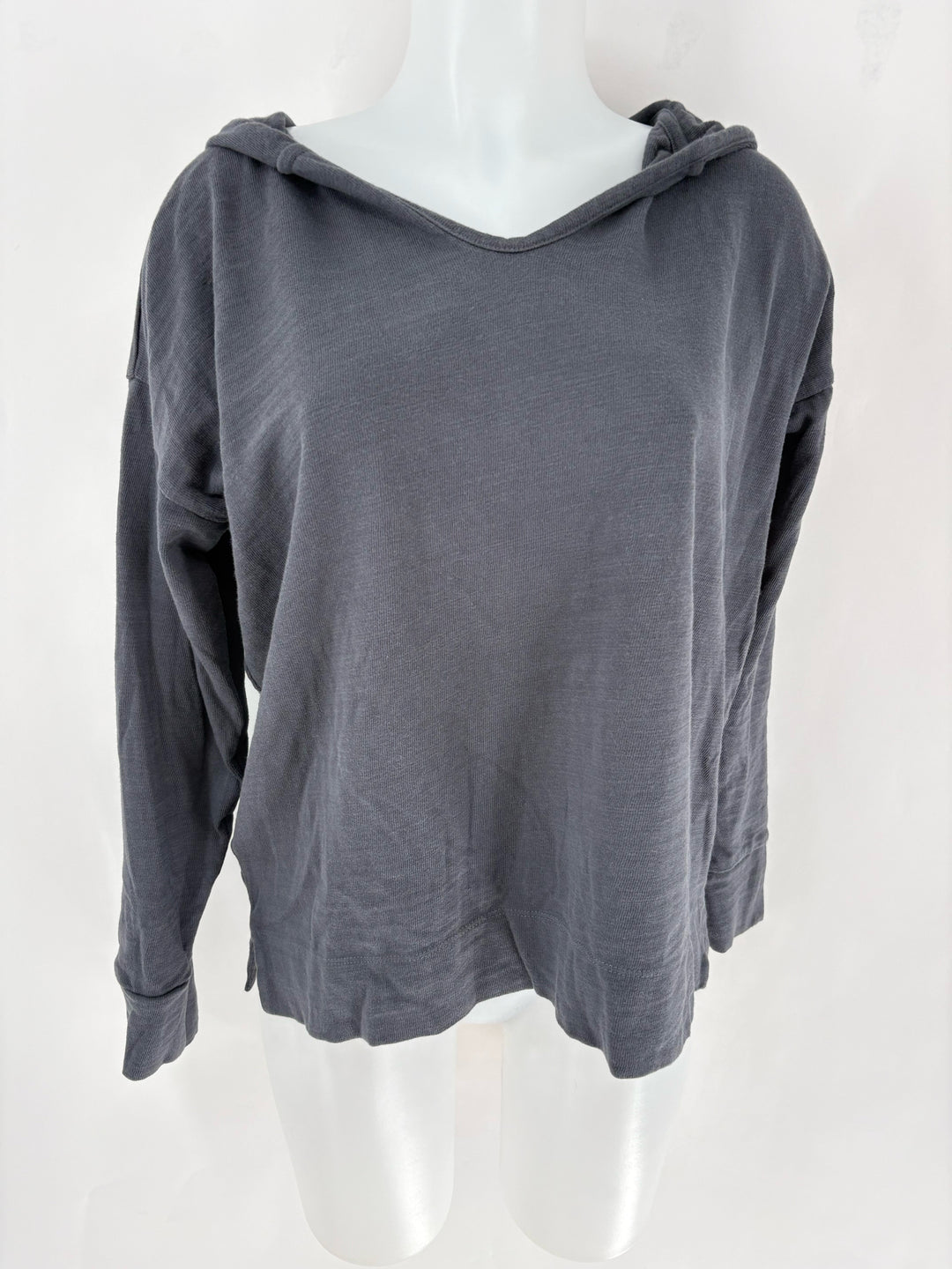 Size M Ann Taylor Gray Cotton Sweater
