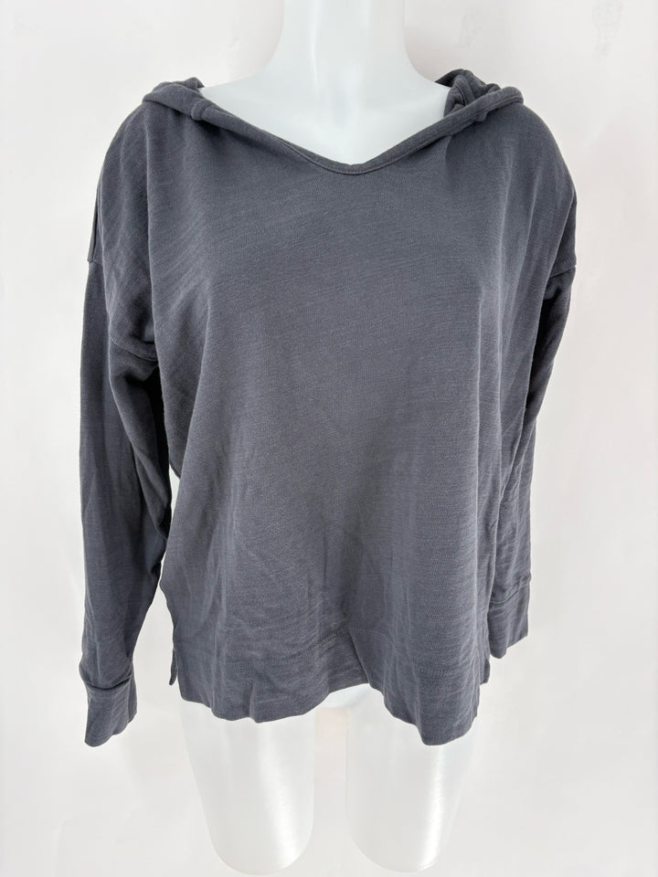 Size M Ann Taylor Gray Cotton Sweater