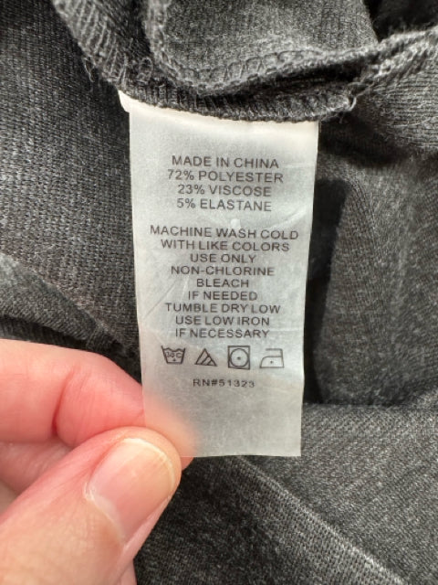 Size 2X Vince Camuto Gray Skirt