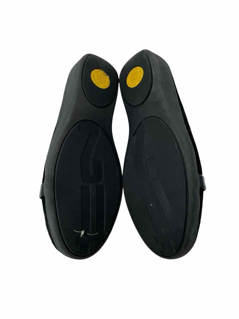 Shoe Size 39 FITFLOP Black Flats