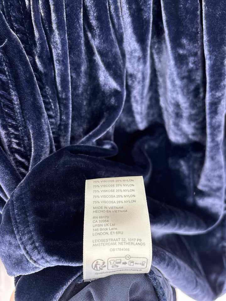 Size S WE THE FREE Navy Shirt