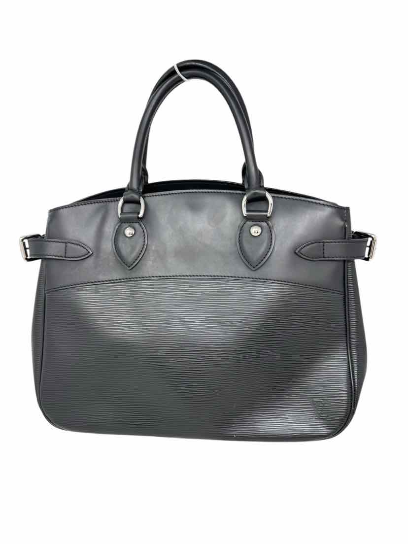 Louis Vuitton Luxury - Purse