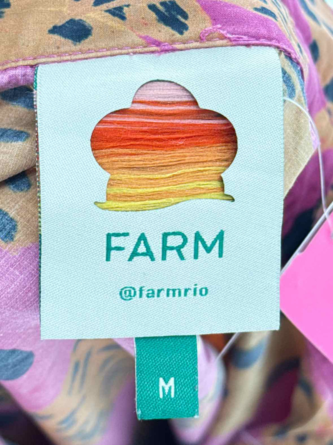 Size M FARM RIO PINK PRINT Shirt