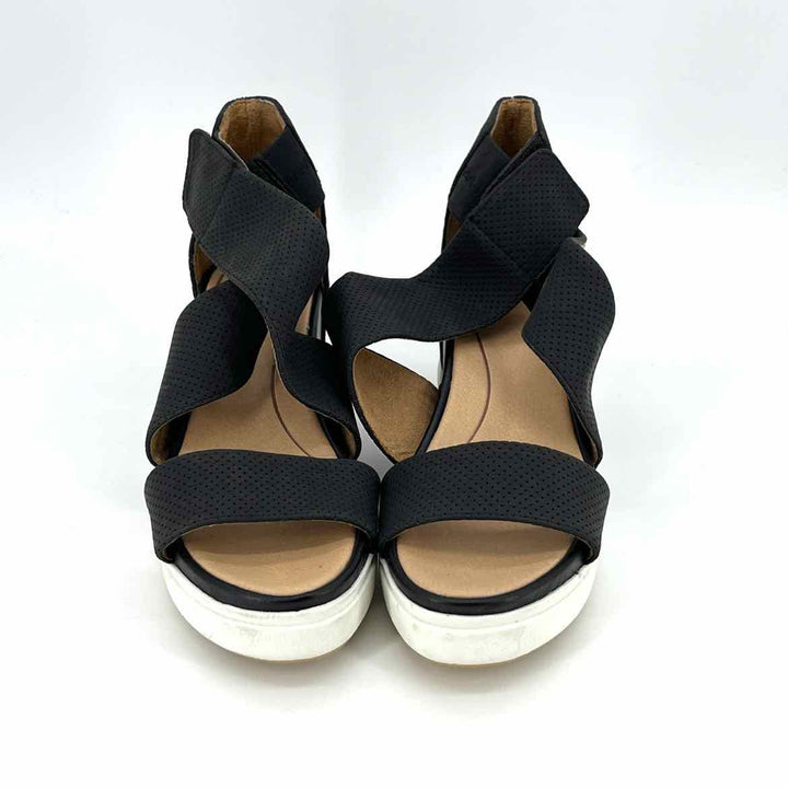 Shoe Size 7.5 dr scholls Black Sandals