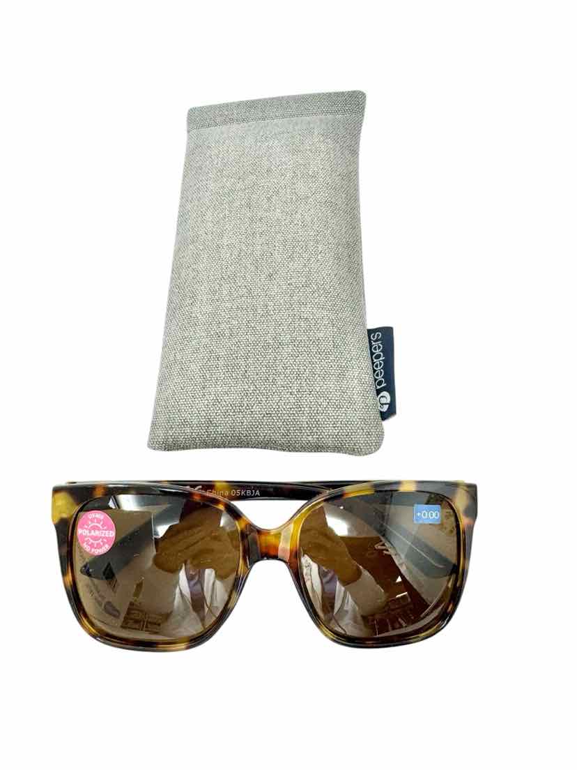 PEEPERS Sunglasses