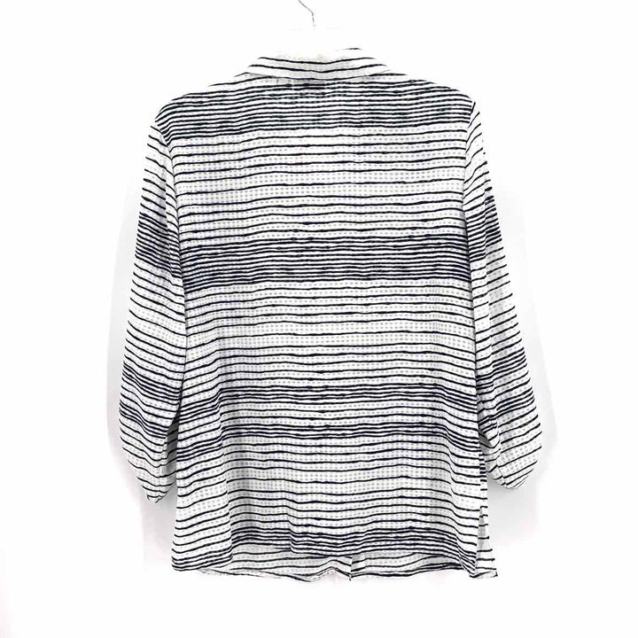 Size M Chico's White Shirt