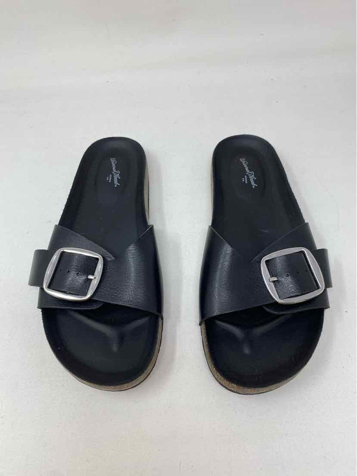 Shoe Size 6 UNIVERSAL THREAD Black Sandals