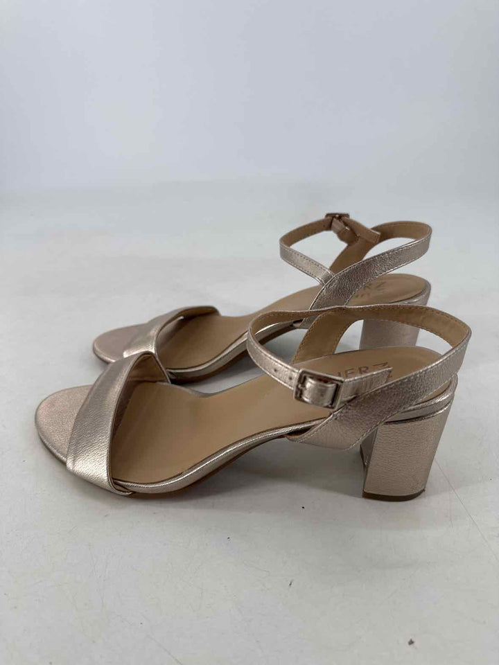 Shoe Size 9 Naturalizer Gold Sandals