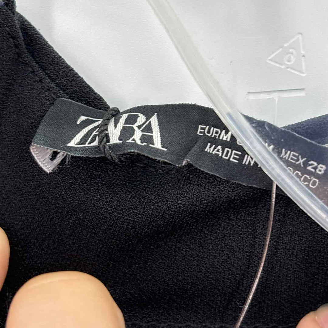 Size M ZARA Black Shirt