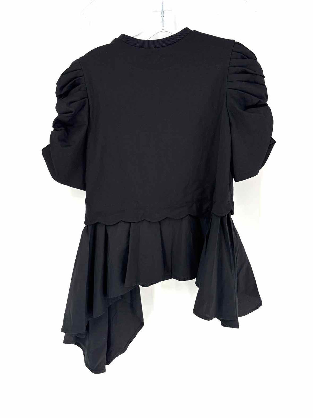 Size M GRACIA Black Shirt