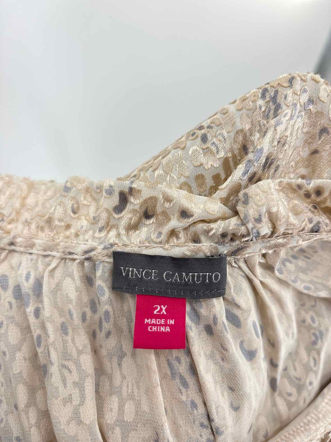 Size 2X Vince Camuto Tan Shirt