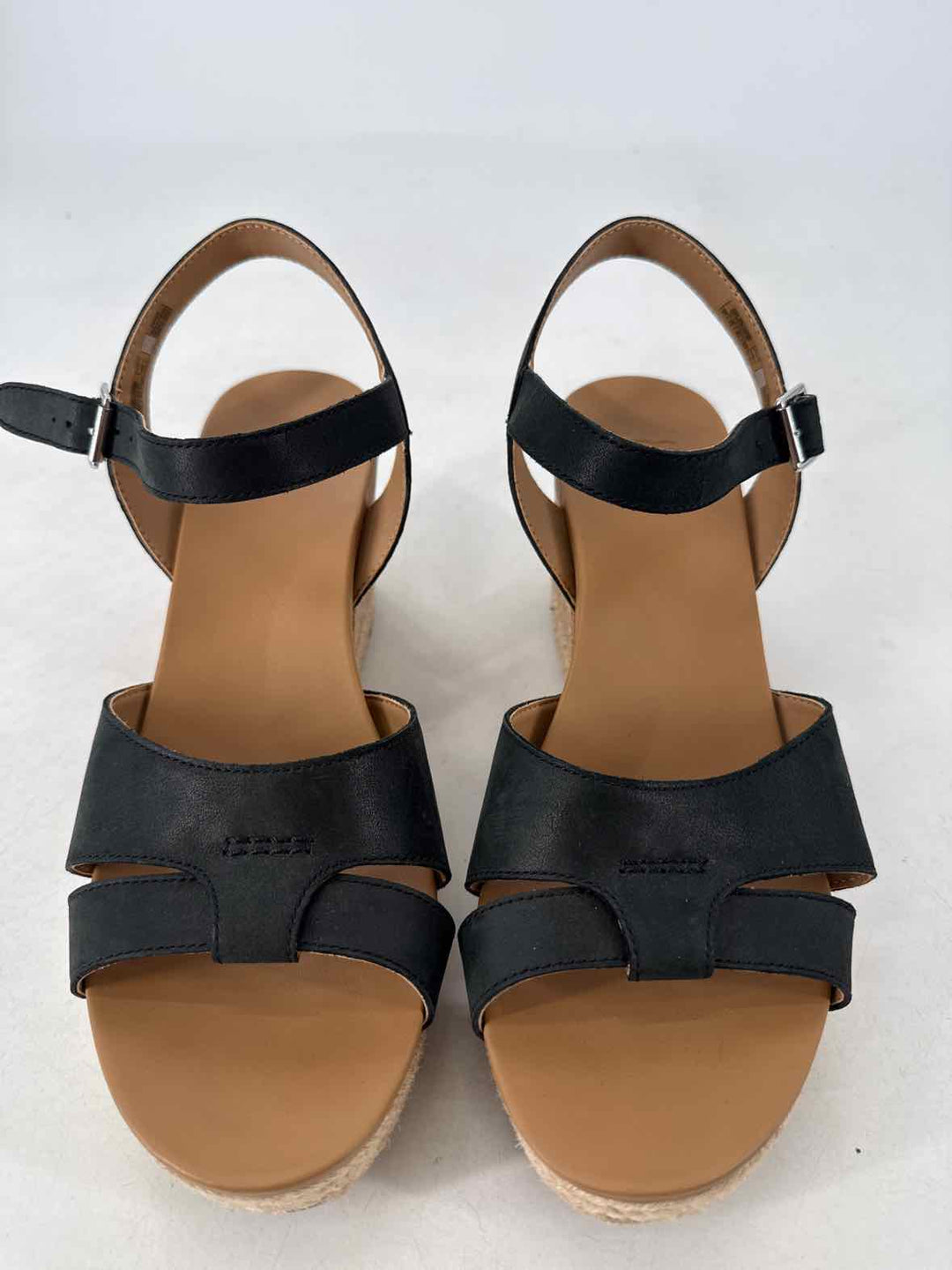 Shoe Size 9.5 Ugg Black Sandals