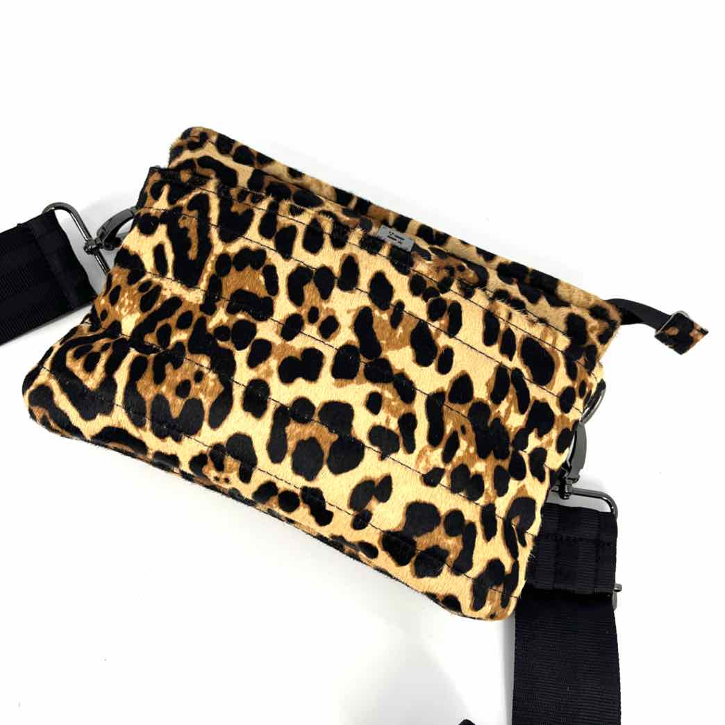 THINK ROBYN Purse