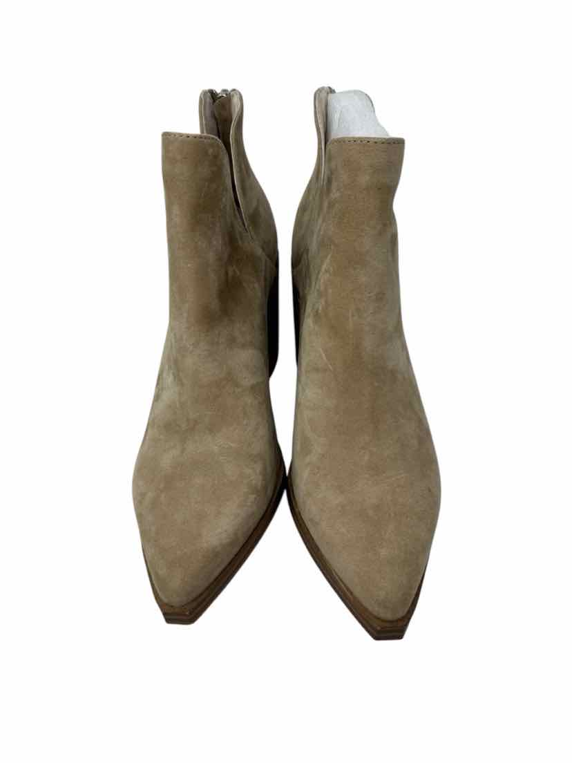 Shoe Size 7 Steve Madden Tan Suede Boots