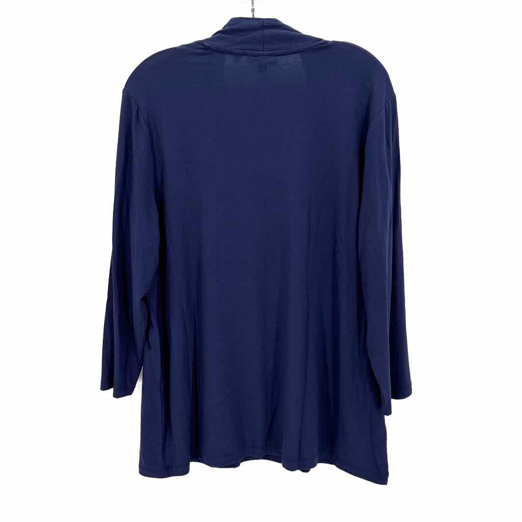 Size XL Chico's Navy Shirt