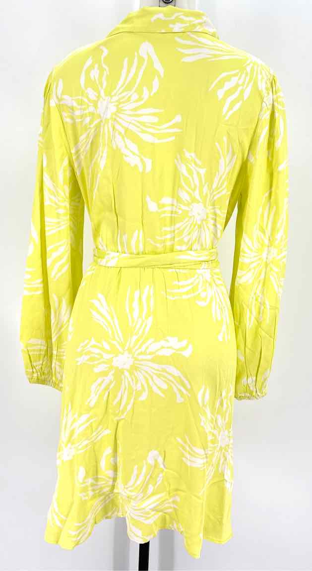 Size M Multi-Color Dress