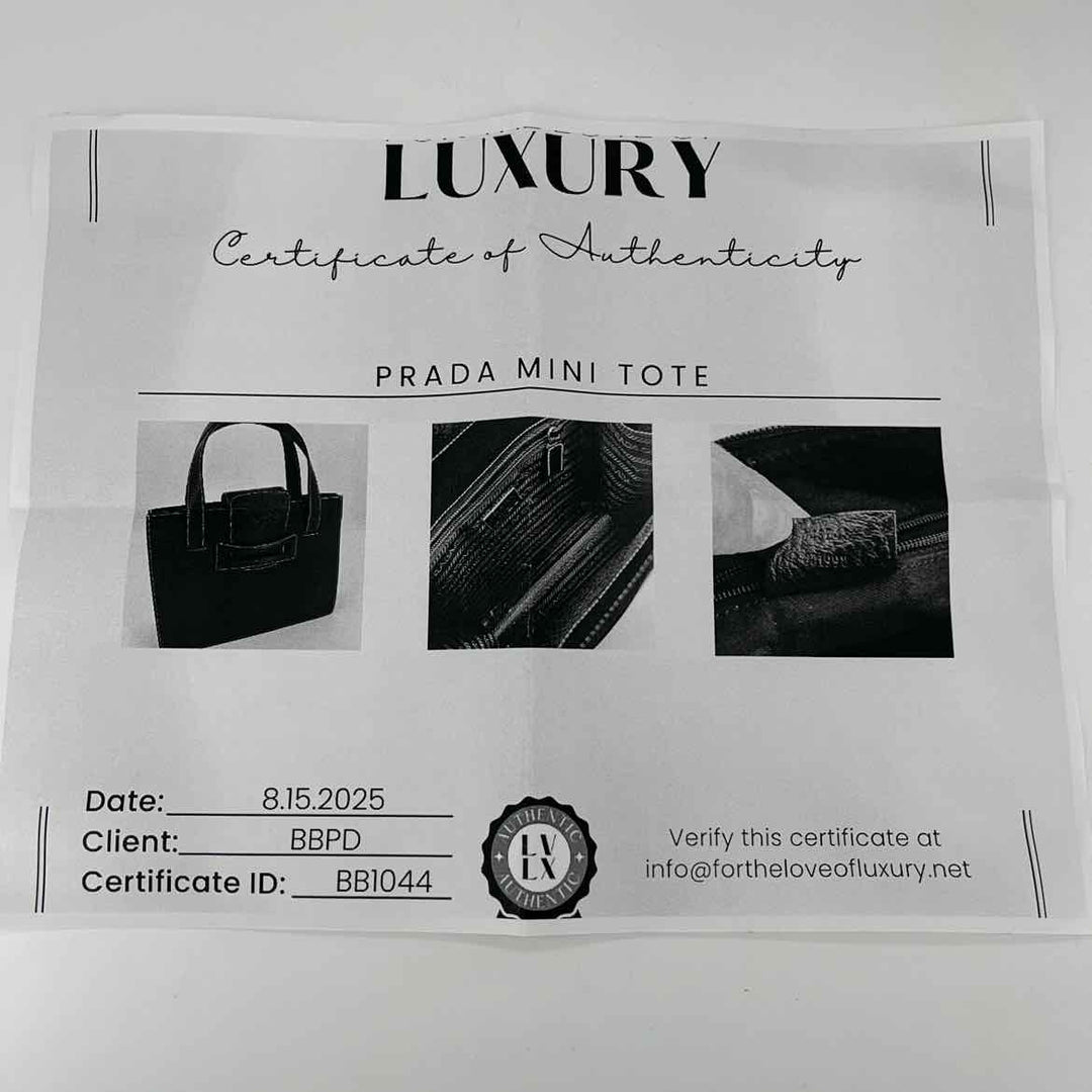PRADA Luxury - Purse
