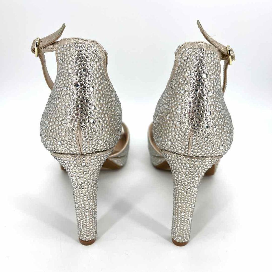Shoe Size 11 KELLY & KATIE Silver Pumps