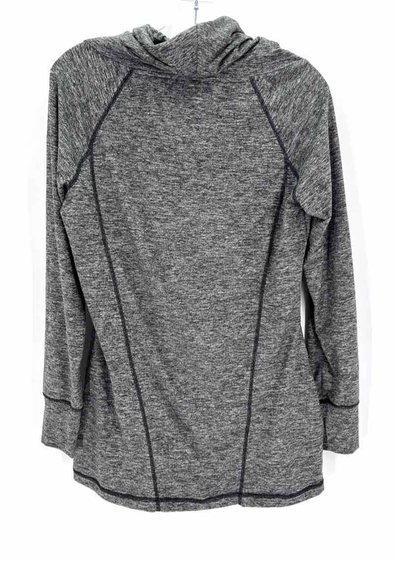 Size M Black/White Shirt
