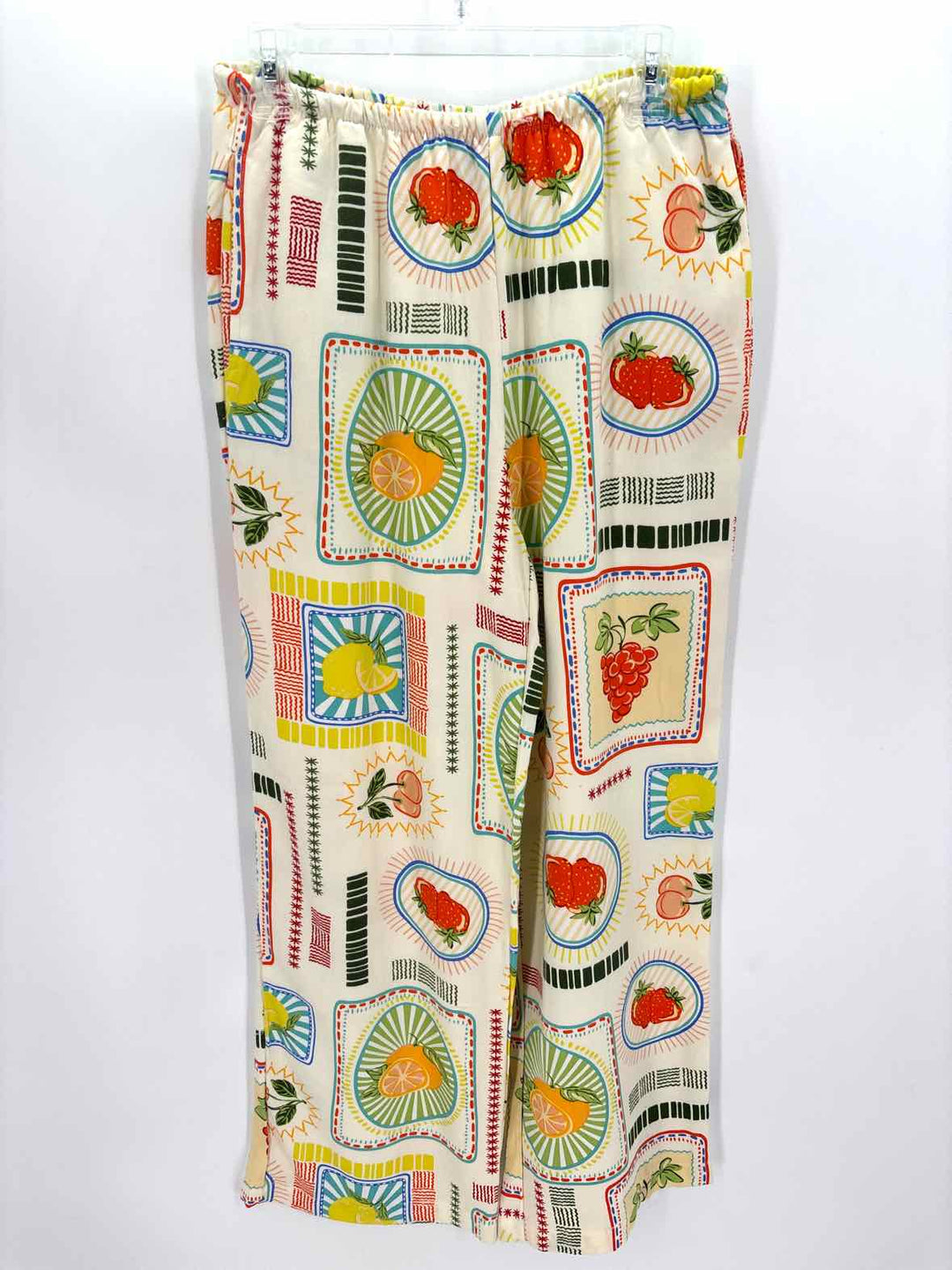Size M SINCERELY JULES Cream Pants