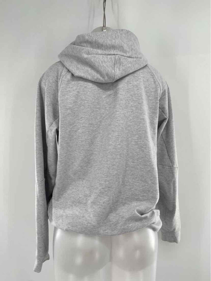 Size M Lululemon Gray Shirt