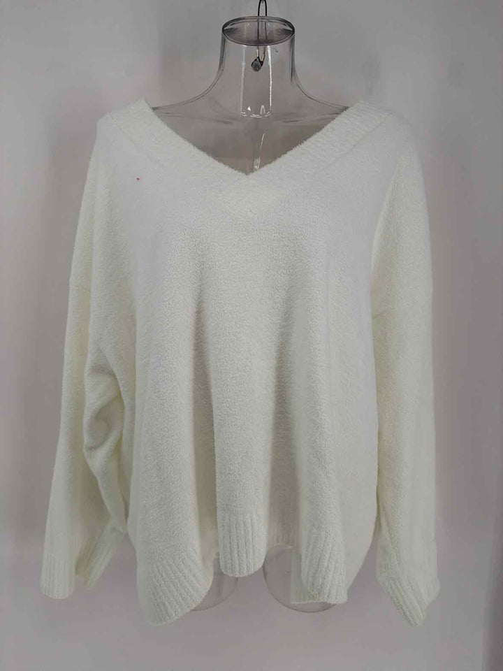 Size XL EBERJEY White Sweater