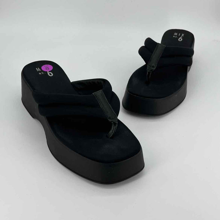 Shoe Size 8 Gianni Bini Black PATENT Sandals