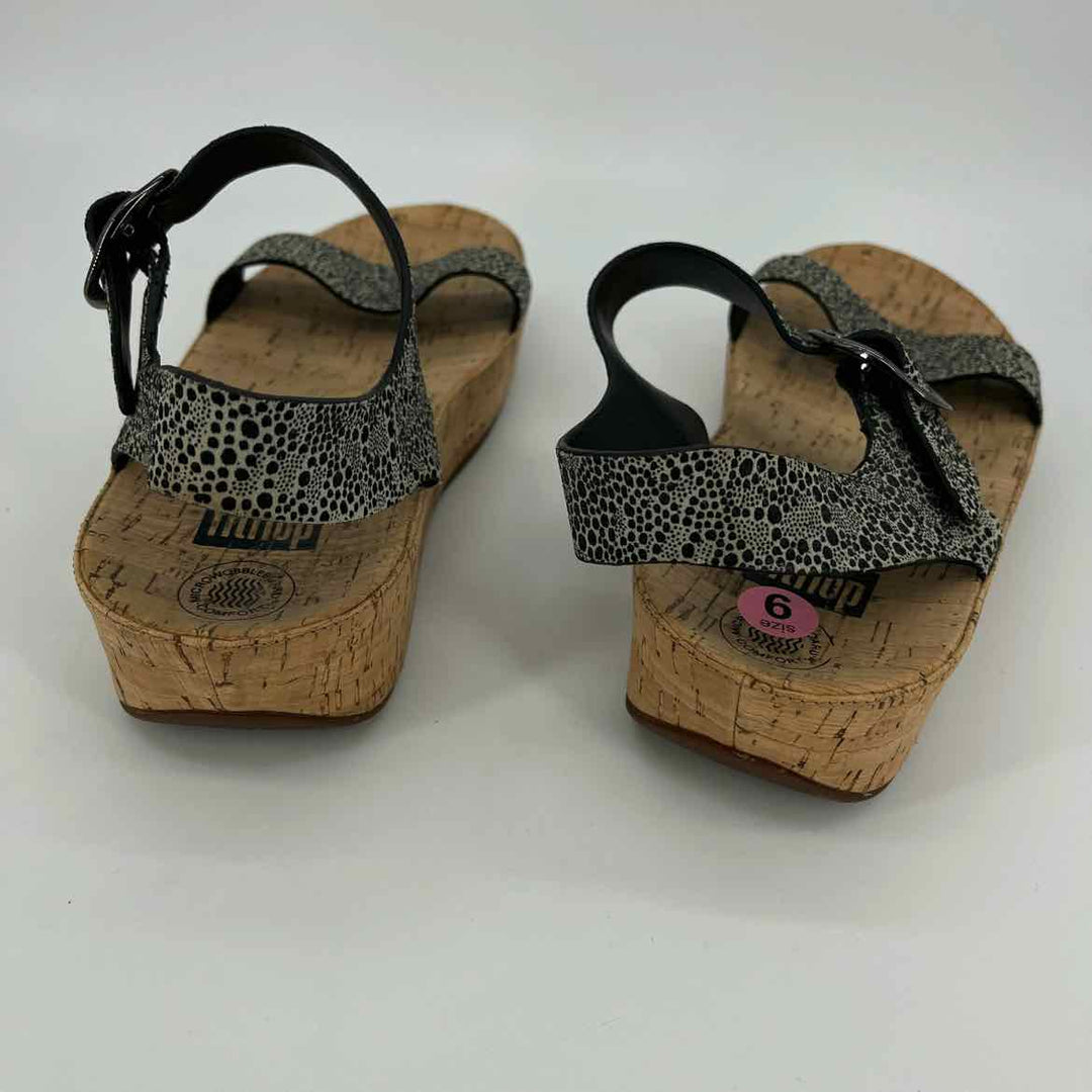 Shoe Size 9 FITFLOP Black Sandals