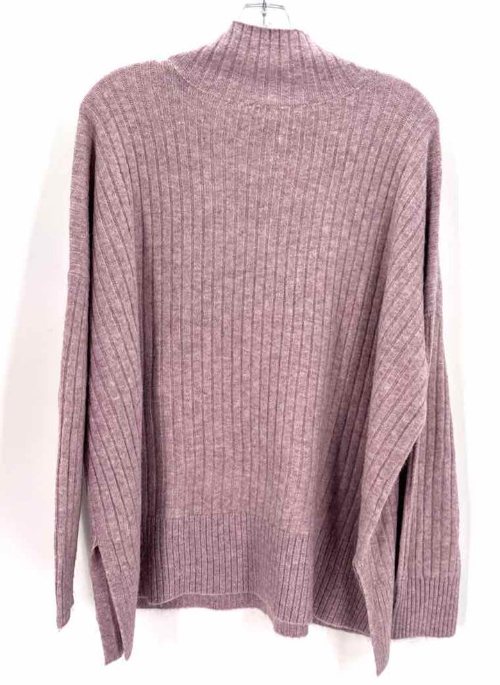 Size L LOFT Lavender Knit Sweater