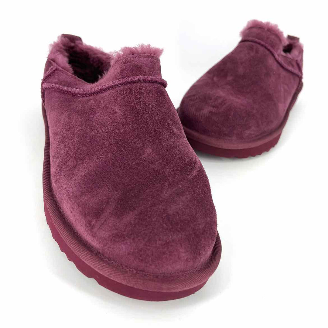 Shoe Size 8 Ugg Burgundy Leather Clogs