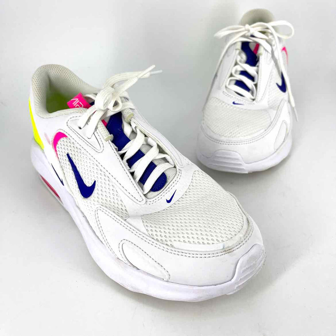 Shoe Size 9 Nike White Sneakers